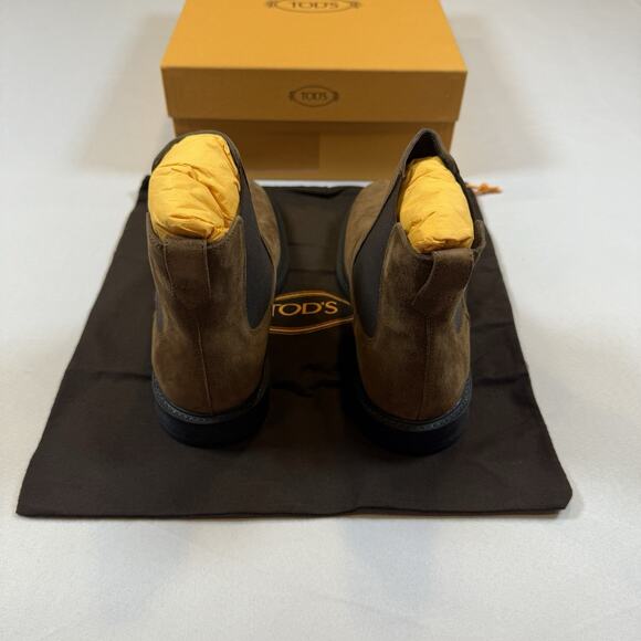 Tod’s SUEDE CHELSEA BOOTS Size 7.5UK/9US Brand New In Box MSRP $1,095 main image 4